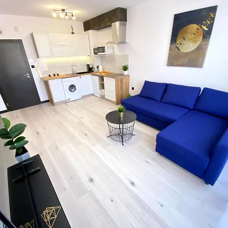 Private Apartment In Nobel Aparthotel - Sunny Beach شقة